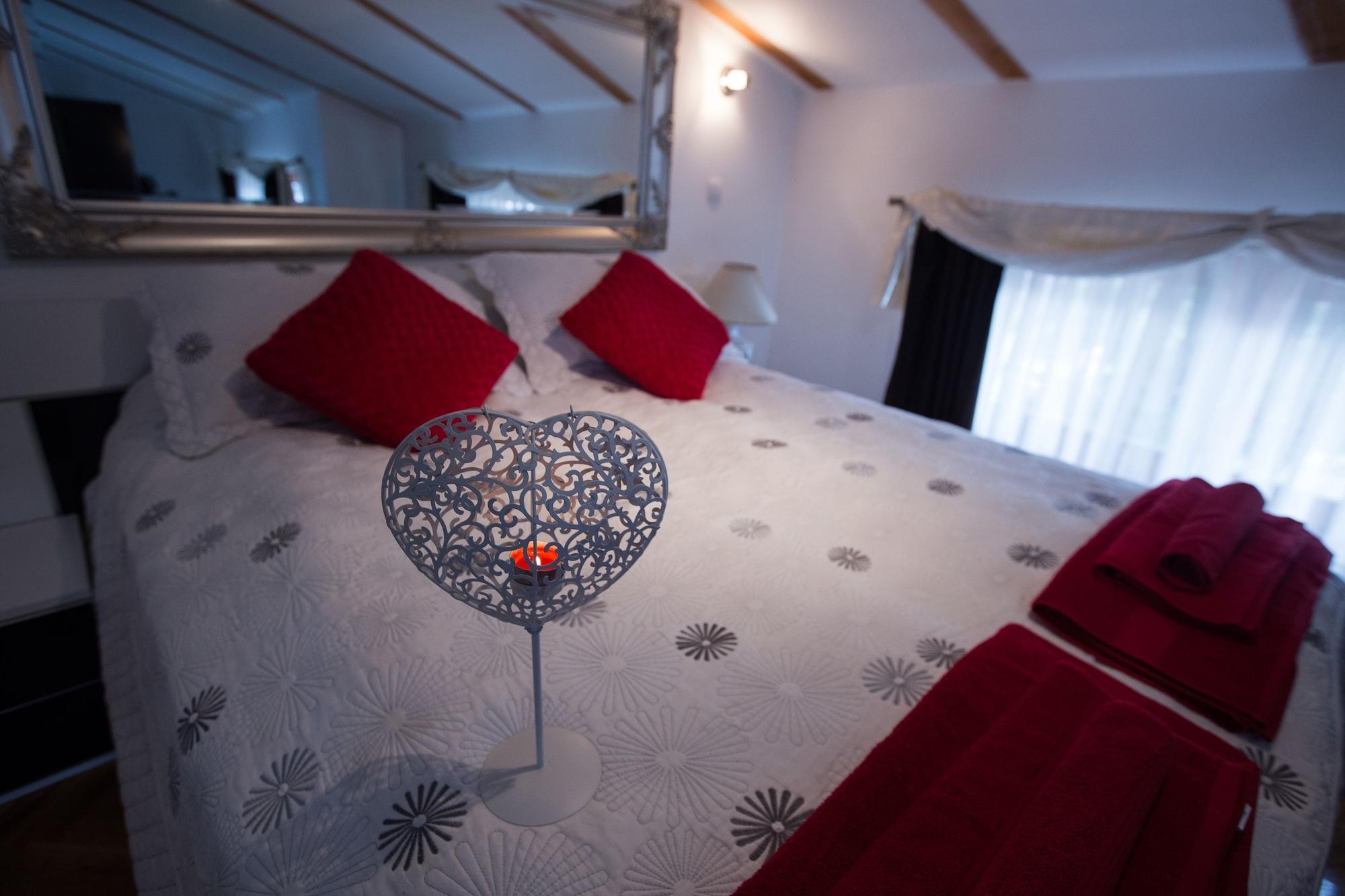 Herc Hotel 3*