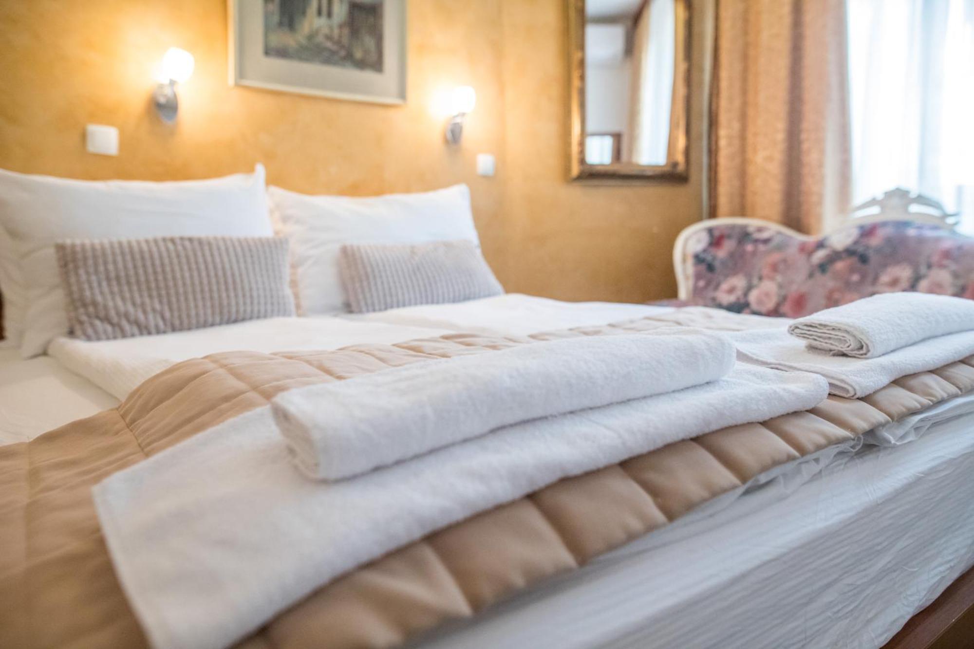 Herc Hotel